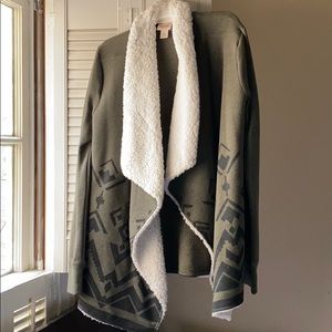 Women’s Long Sleeve Cardigan